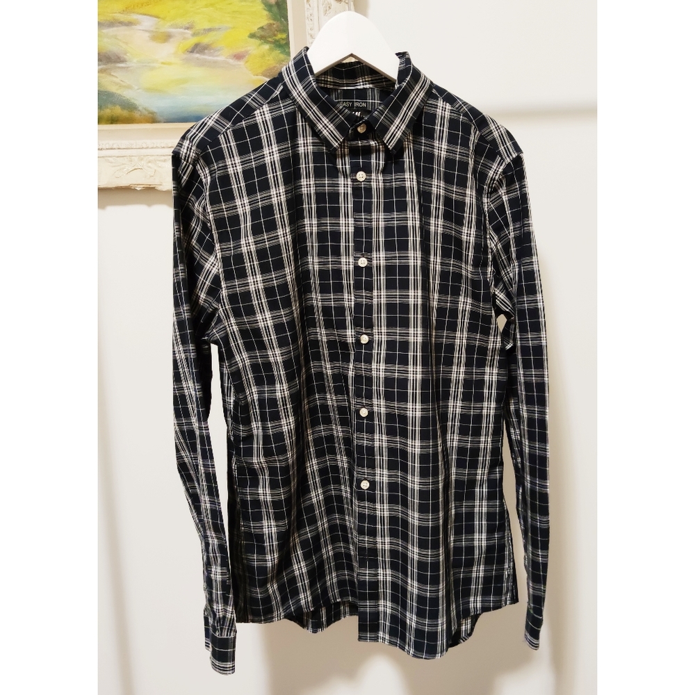 H&M slim fit plaid button down easy iron